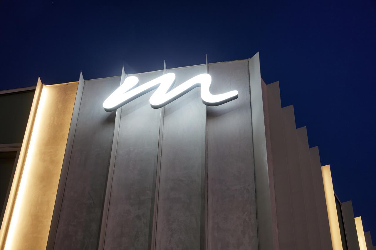 Mayumi 3* Los Angeles